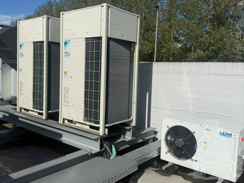 Cooling installation